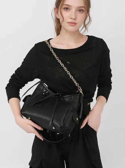 Sac à Épaules en Cuir avec Boucles Métalliques