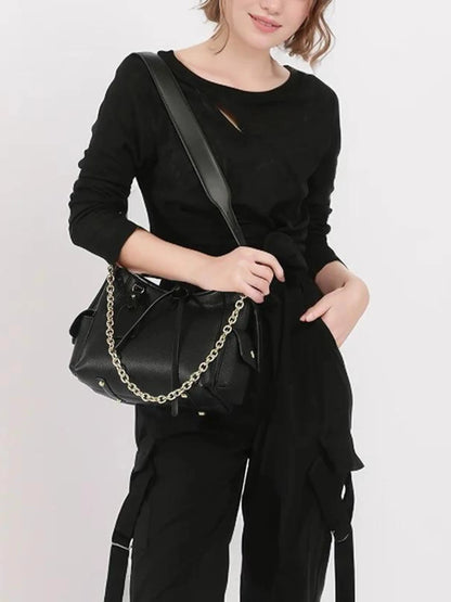Sac à Épaules en Cuir avec Boucles Métalliques