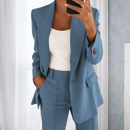 Costume Femme Tailleur Bleu Marine Élégant - PanierRoyale