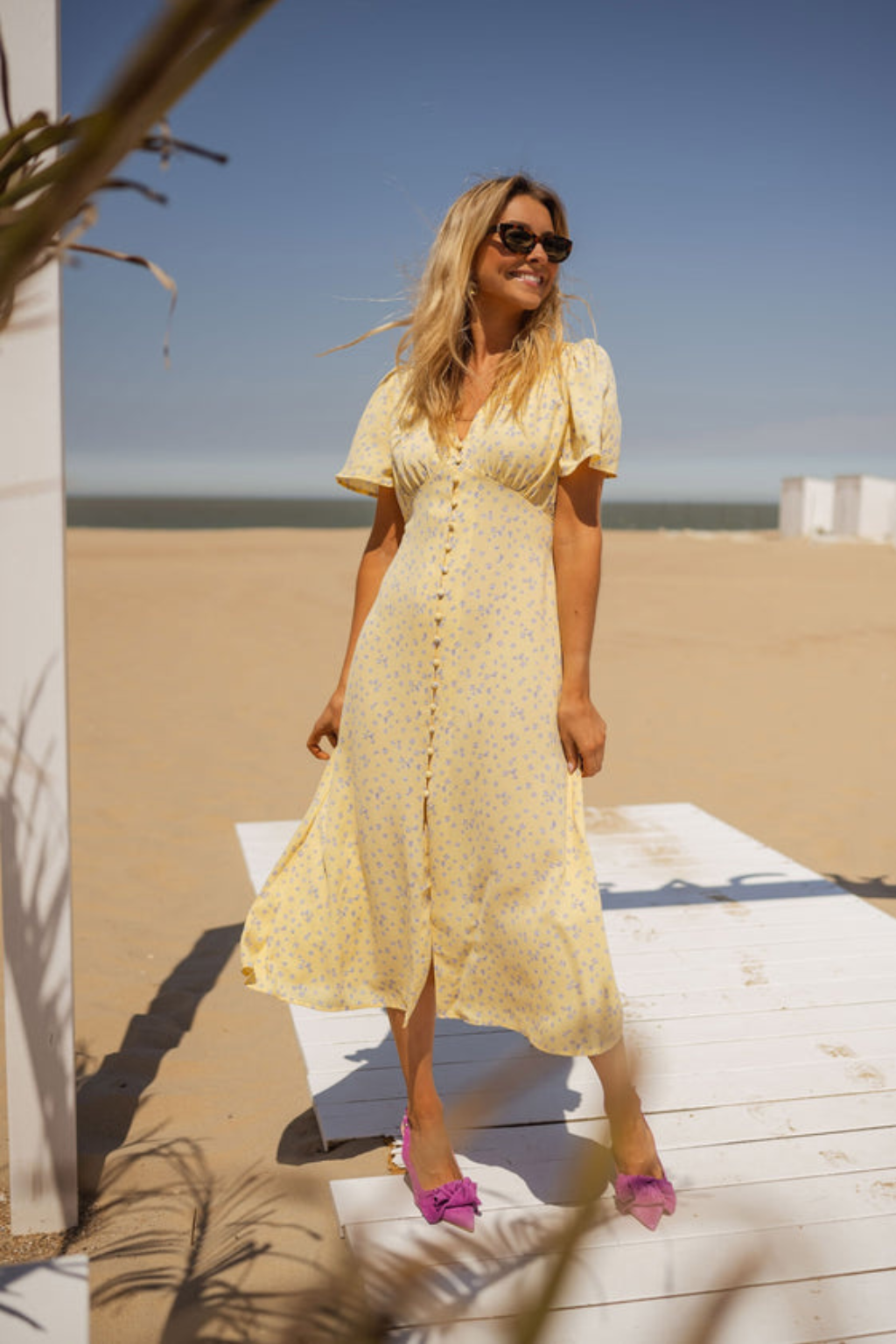 Robe midi Femme Imprimé Floral Col en V Coupe Cintrée