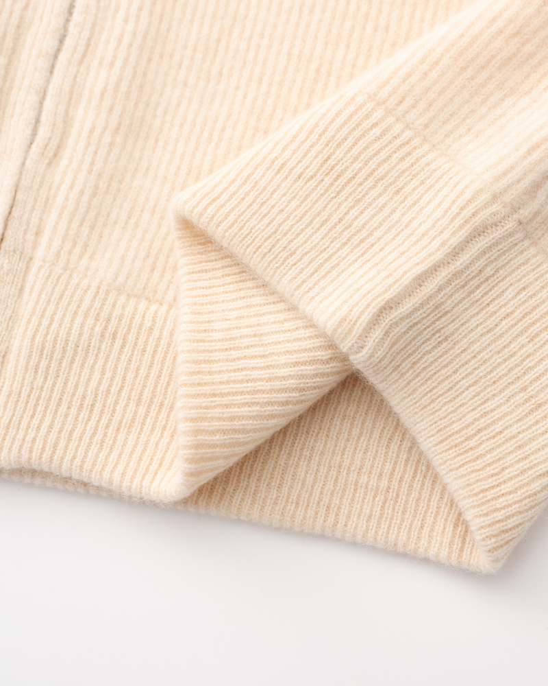 Cardigan Kaschmir 3 Pièces : Gilet, Pantalon et Bottes Cuir