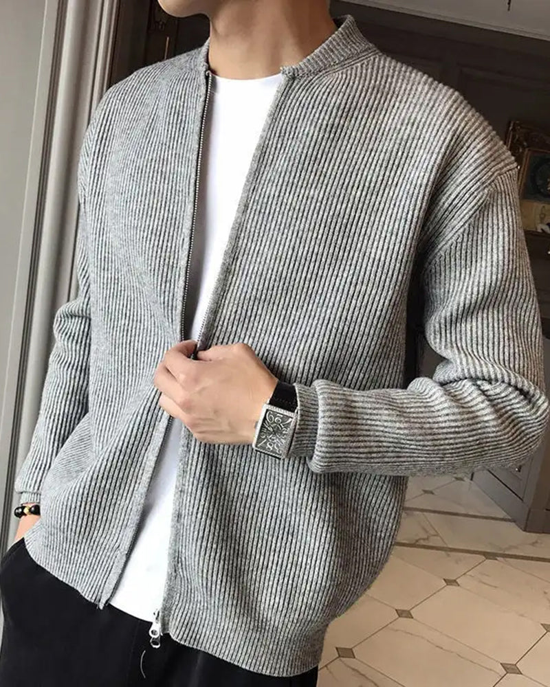 Pull en maille pour homme col montant à fermeture éclair