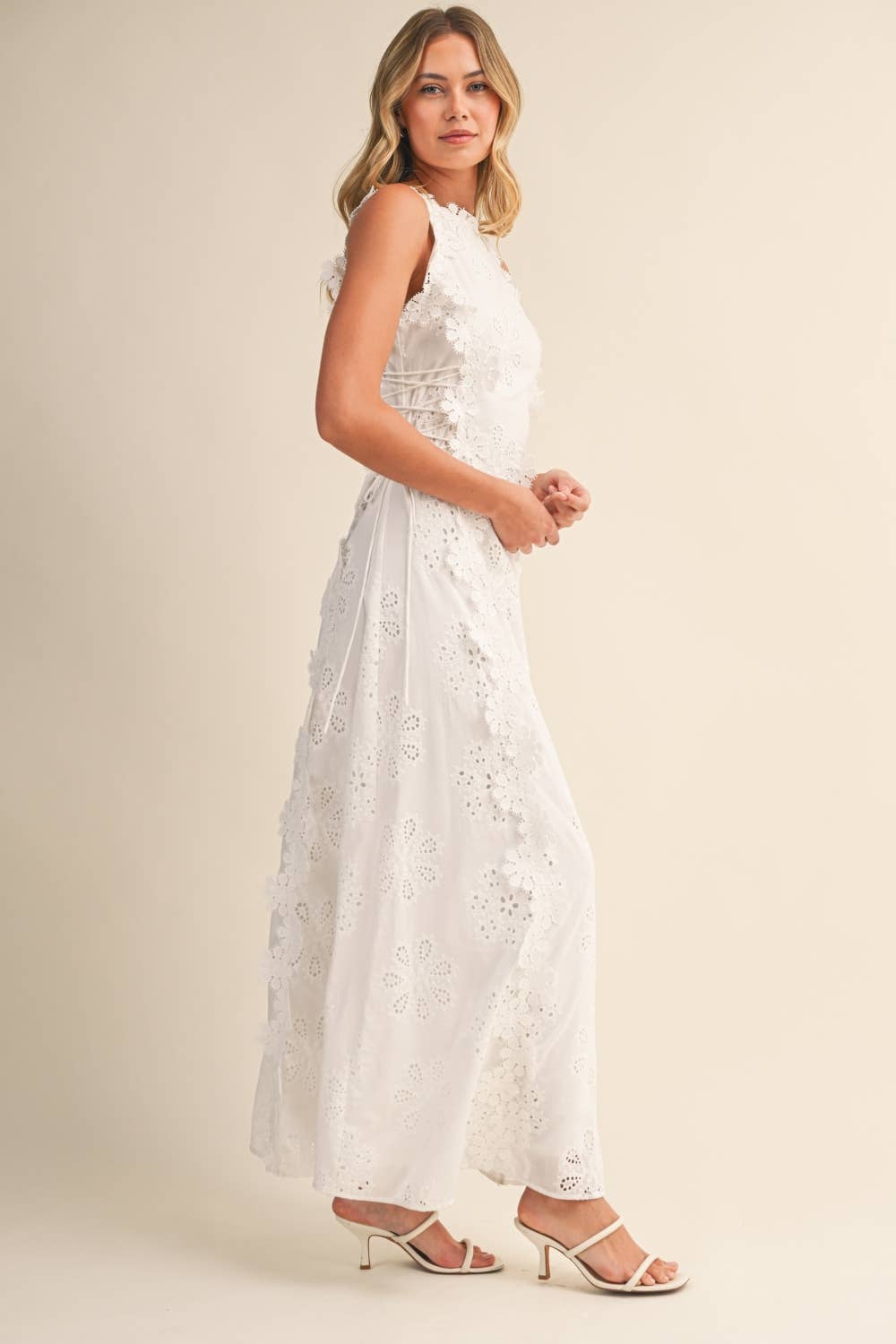 Robe maxi Femme Broderie Fleurie Dentelle Coupe Fluide