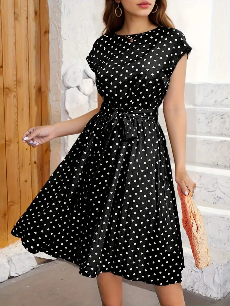 Robe Plissée Élégante pour Femme - Motif Pois Classique et Coupe Flatteuse
