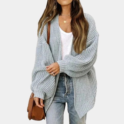 Gilet femme élégant en maille beige, manches longues, détente → Gilet Femme Beige en Maille Douce Manches Longues