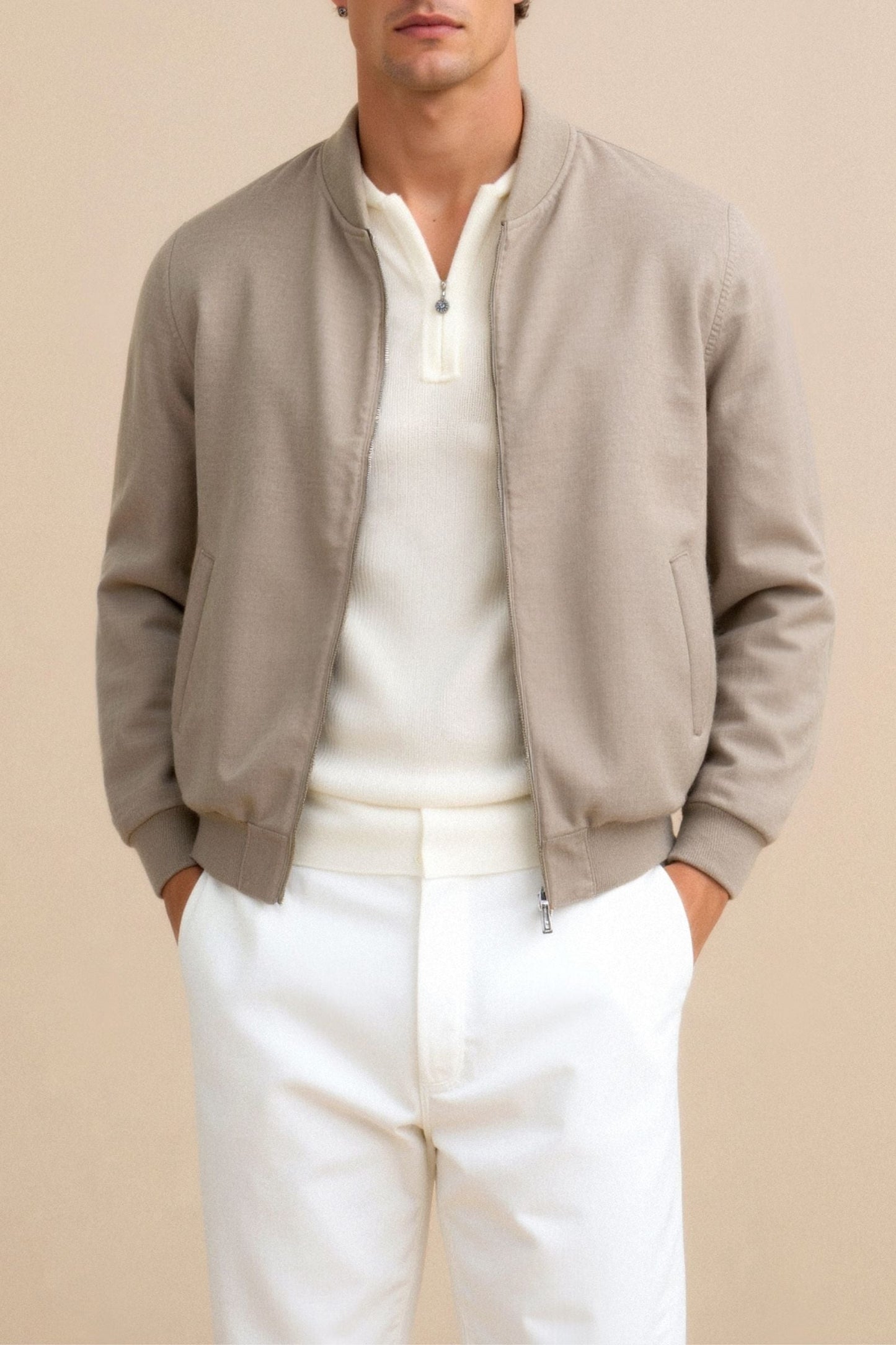 Blouson Aviateur Minimaliste Élégant et Polyvalent