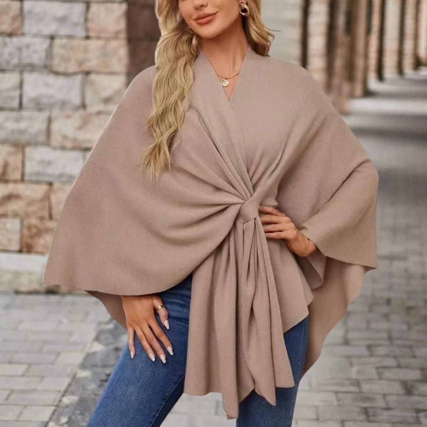 Top femme cape décolleté avec nœud devant
