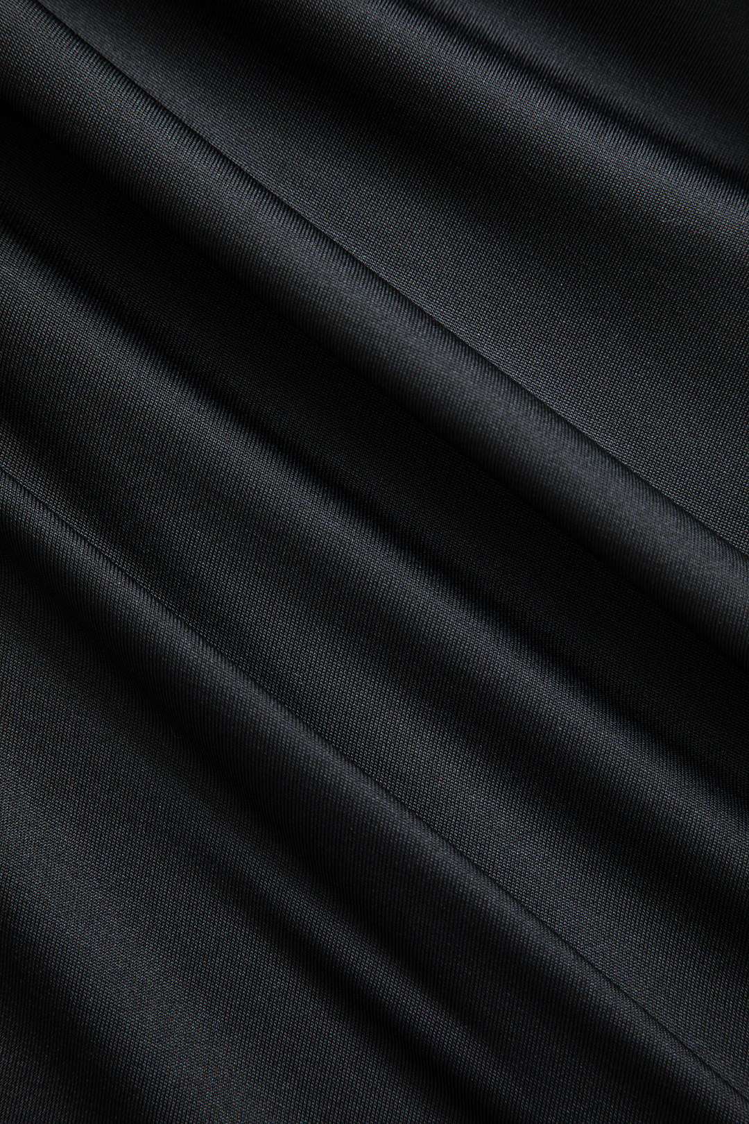 Ensemble Nele : Robe Longue Élégante à Décolleté