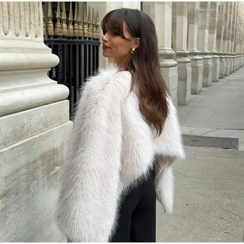 Pullover Femme Épaules Découvertes en Fausse Fourrure