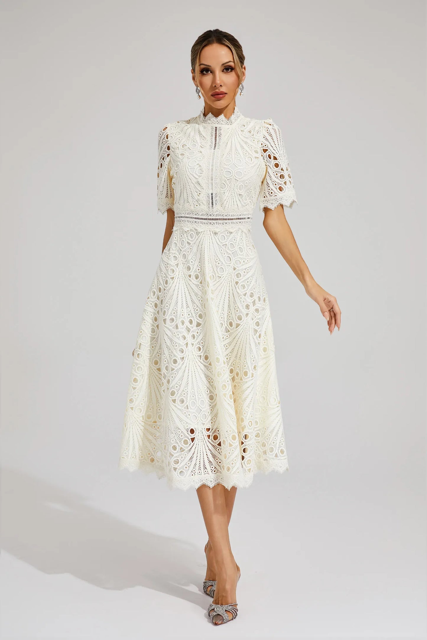 Robe en Dentelle Midi Élégante pour Femme