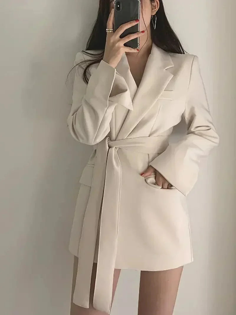 Robe Tailleur Chic Féminine