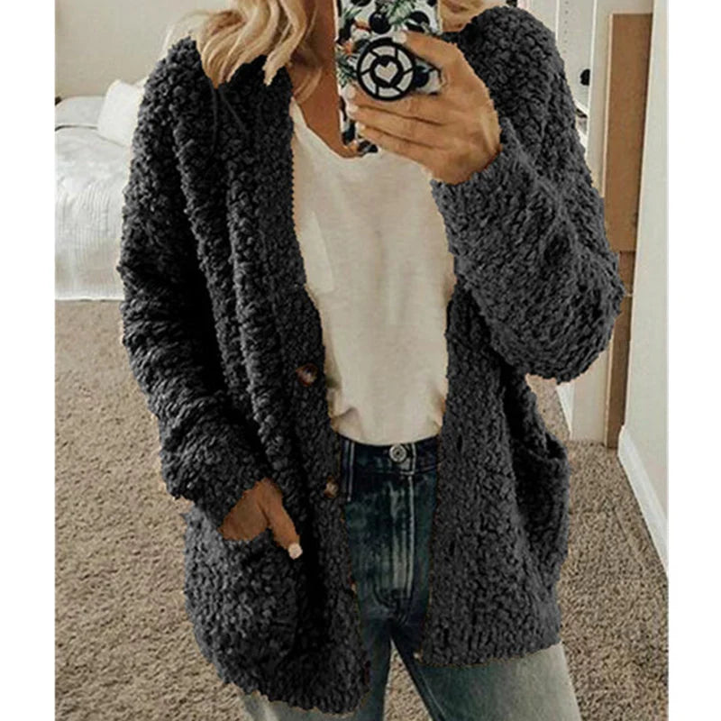 Veste femme hivernale blanche épaisse avec poches et boutons