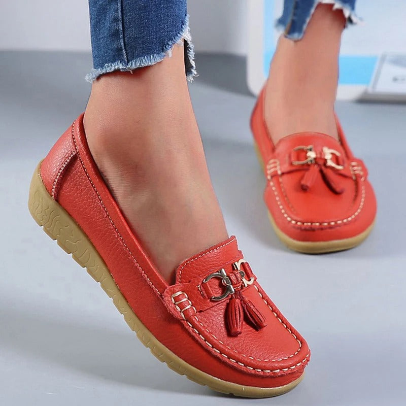 Mocassins Décontractés à Pompons en Cuir