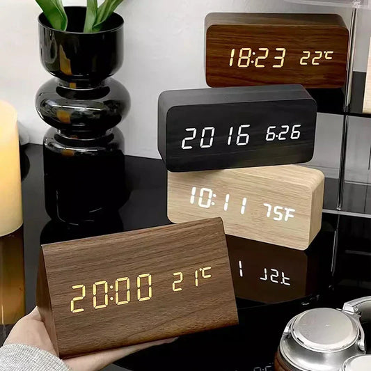 Horloge Murale LED Moderne avec Affichage de Température - PanierRoyale