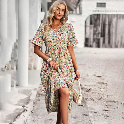 Robe Été Féminine Florale avec Décolleté et Jupette Flottante - PanierRoyale