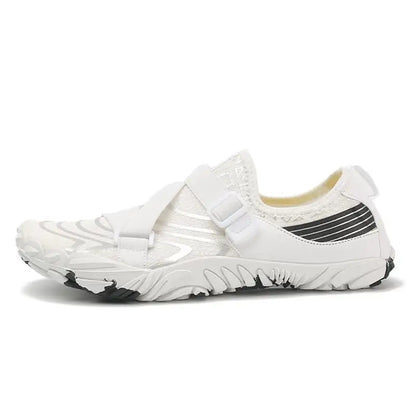 Chaussures de marche nue légères et flexibles