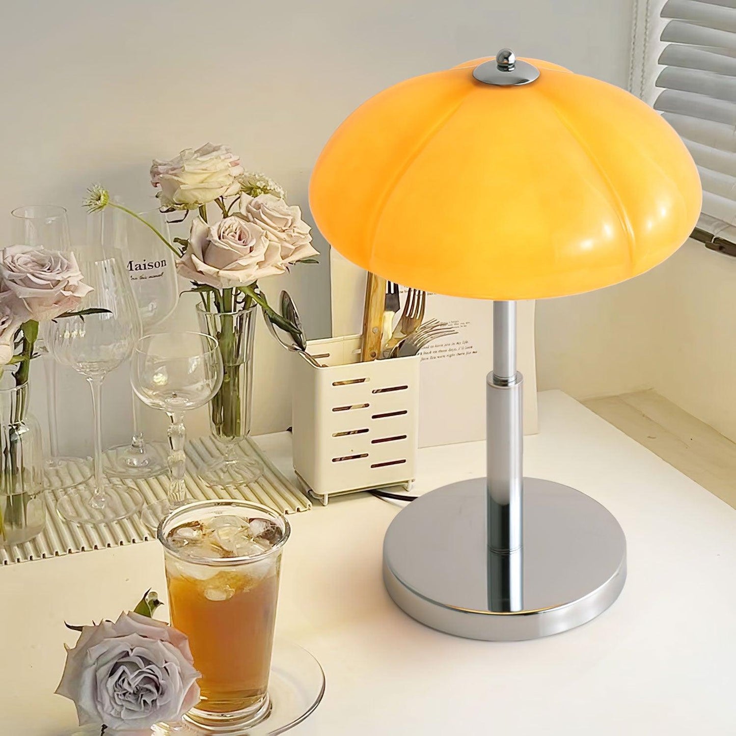 Arcalume™ – lampe de table style Bauhaus lumière douce en verre