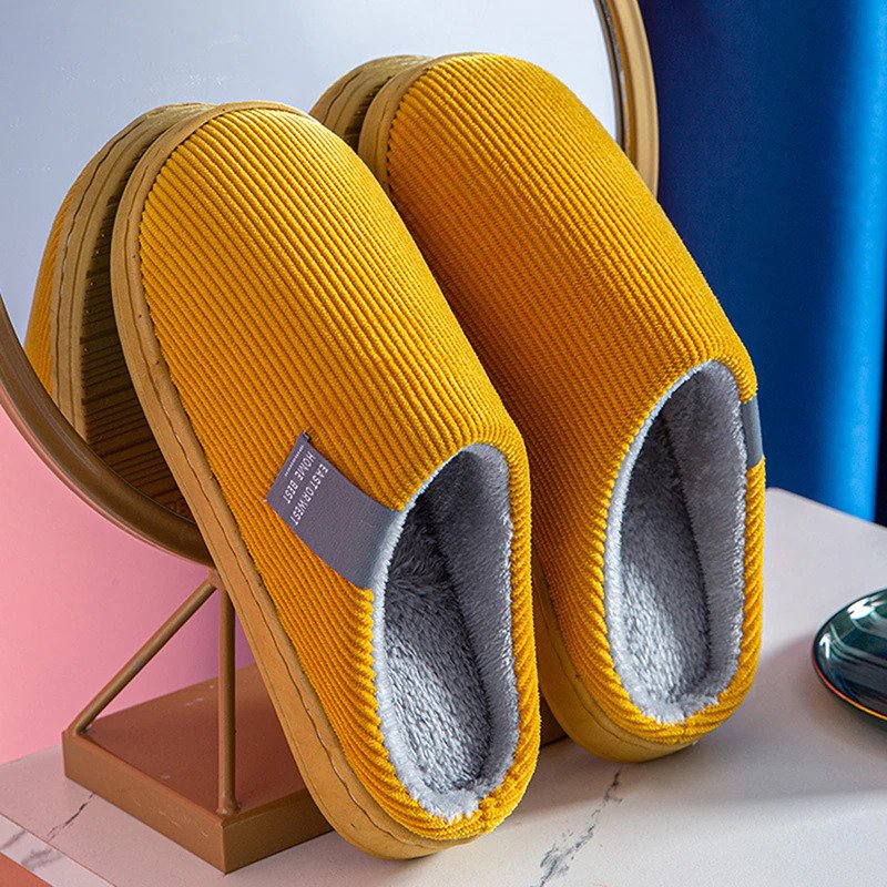 Chaussons Hiver Femmes Doux et Chauffants avec Semelle Souple