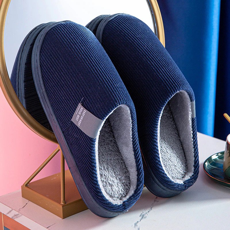 Chaussons Hiver Femmes Doux et Chauffants avec Semelle Souple