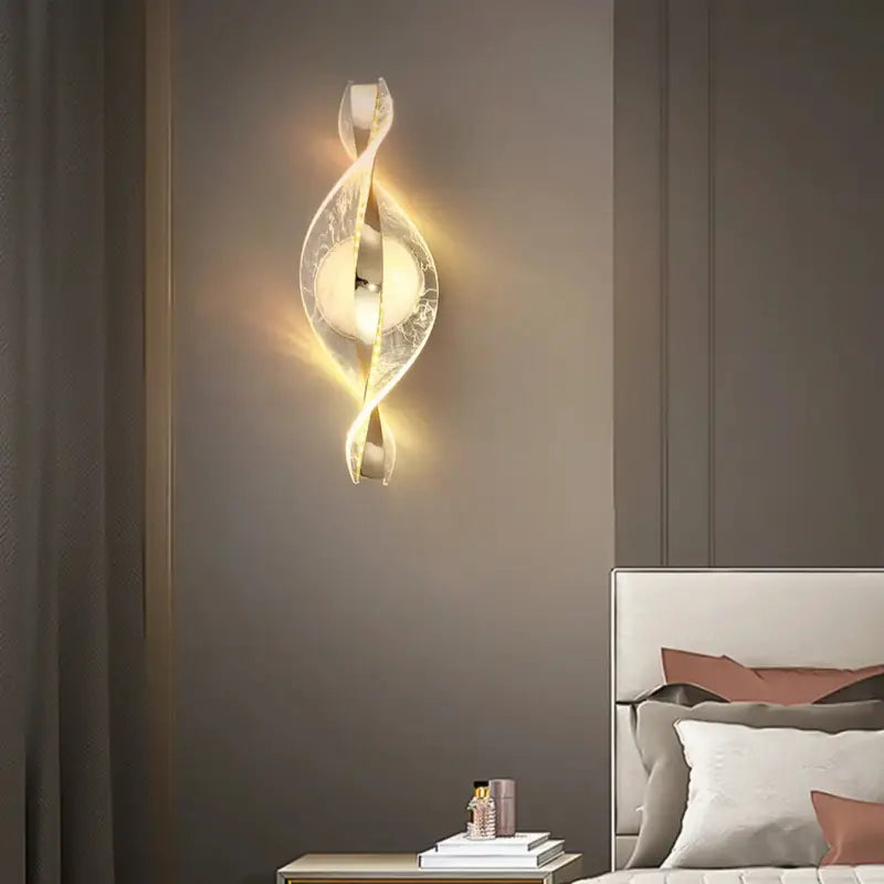 Aurélia™ – Applique Murale LED Dorée Moderne Design Original pour Intérieur