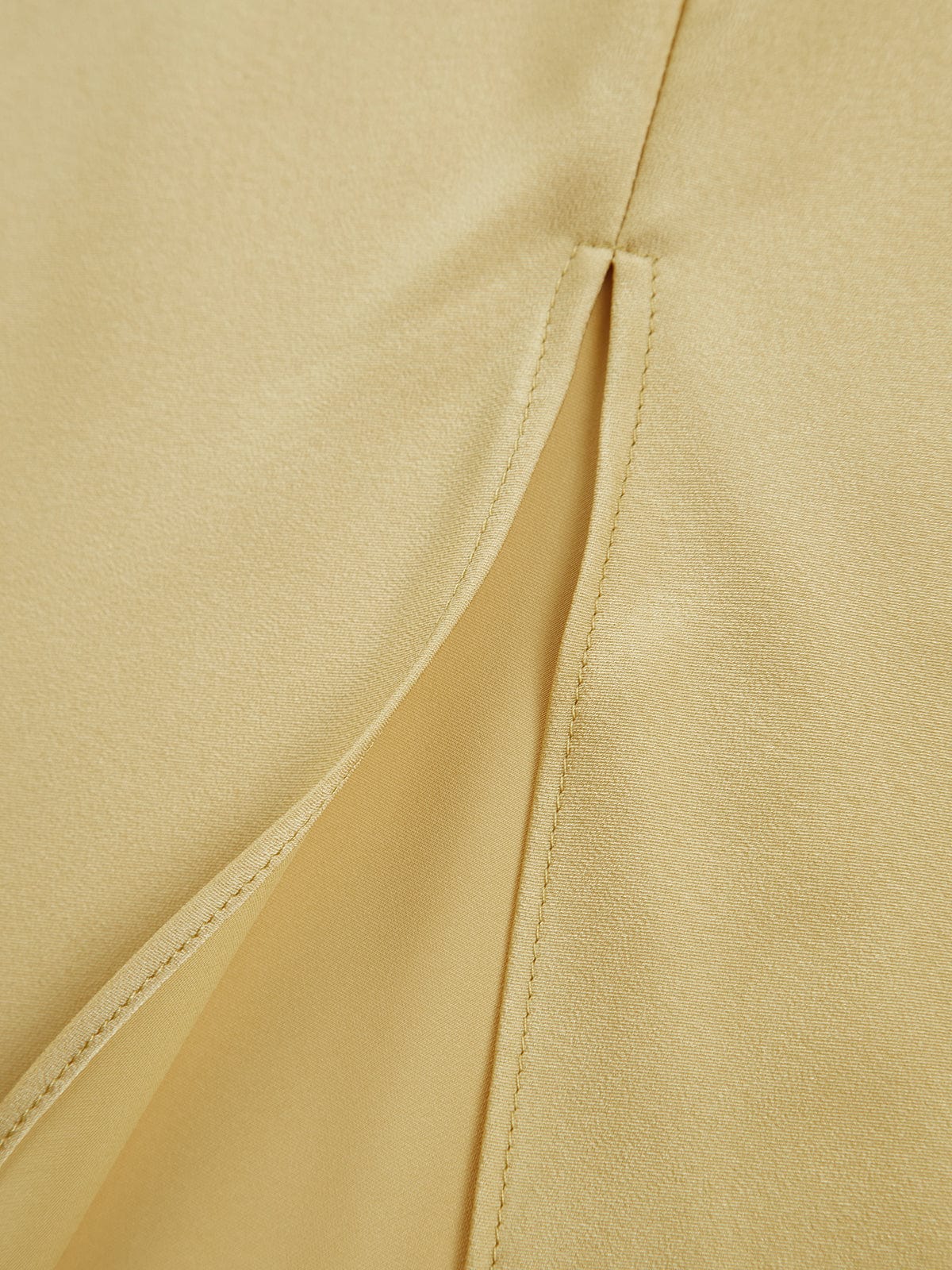 Robe de soirée satin sans dos élégante pour mariée et fête