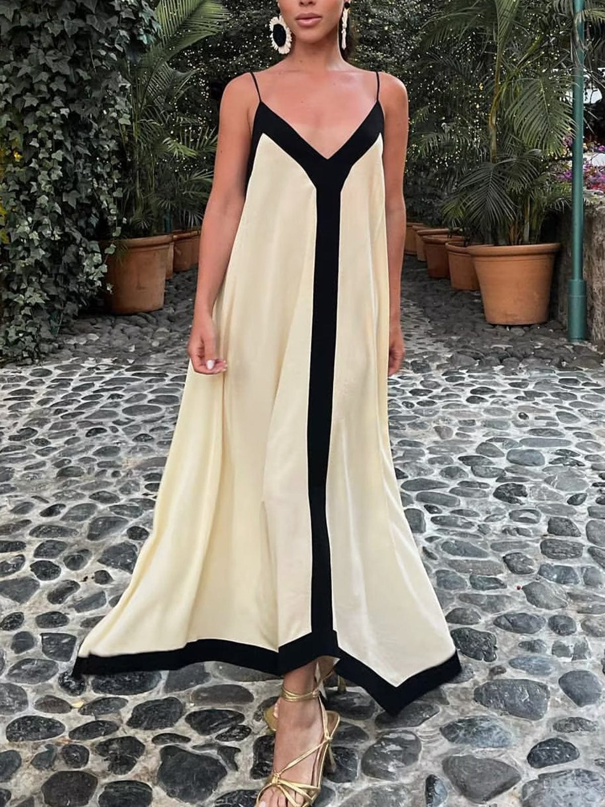 Robe Maxi Col V Décontractée avec Détails Contrastes - BerlinGlamour