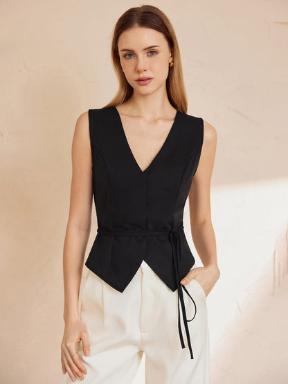 Isabella | Top Noir Sans Manches avec Ceinture à la Taille