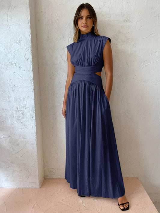 Robe Maxi Élégante avec Découpe Moderne et Raffinée - BerlinGlamour