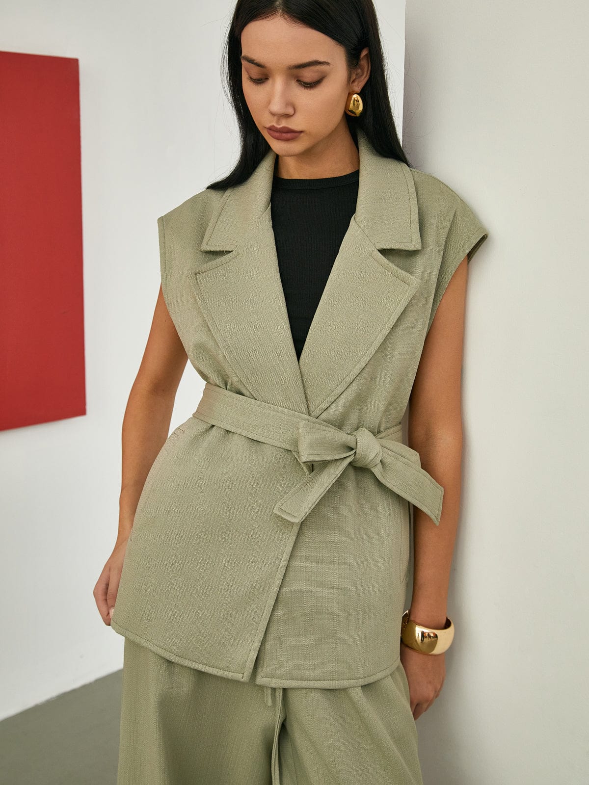 Gilet Femme Sans Manches Ceinturé Olive - BerlinGlamour