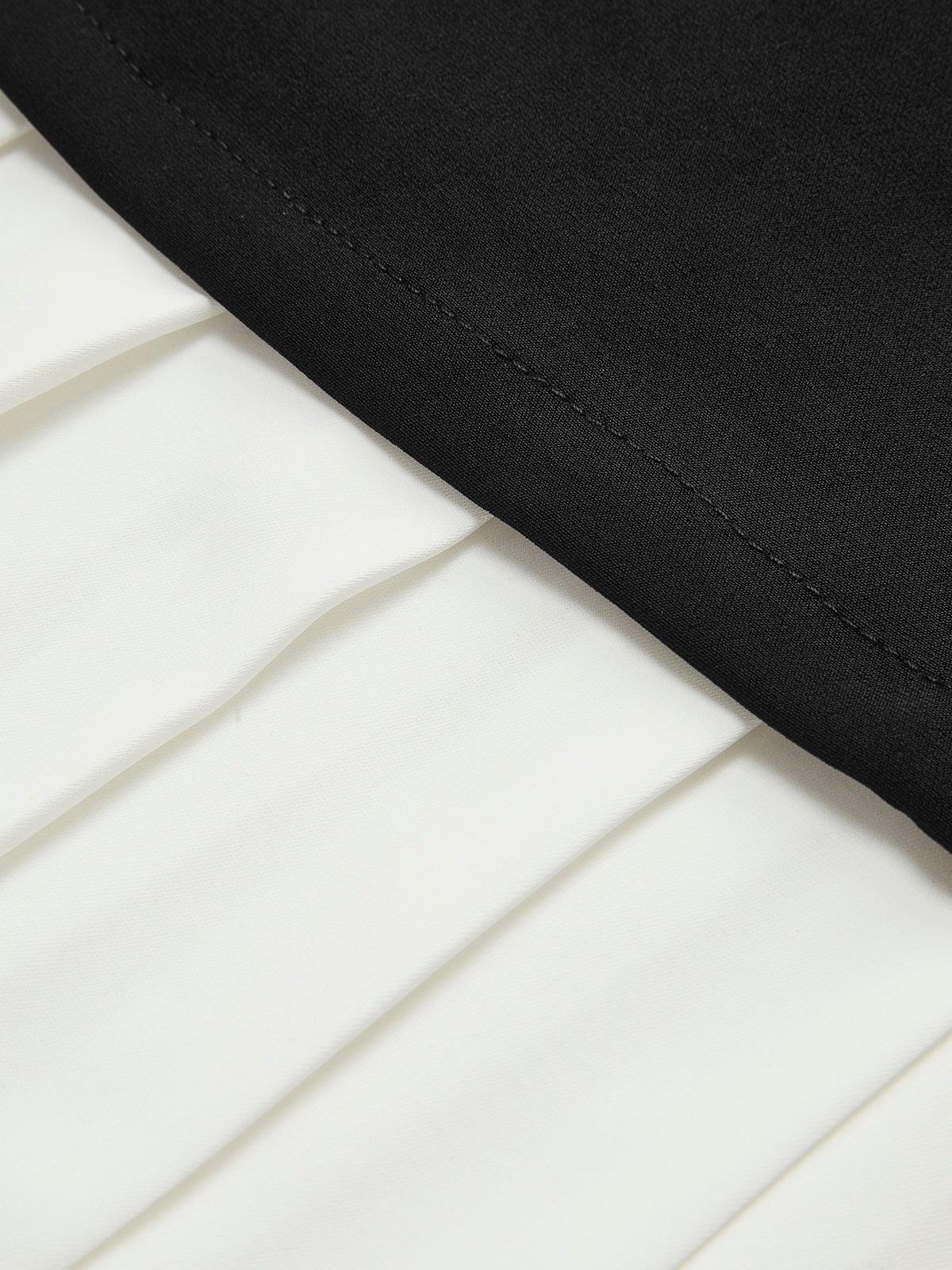 VADINE™ – Robe Femme Courte Élégante avec Plis Contrastés et Encolure Ronde-6