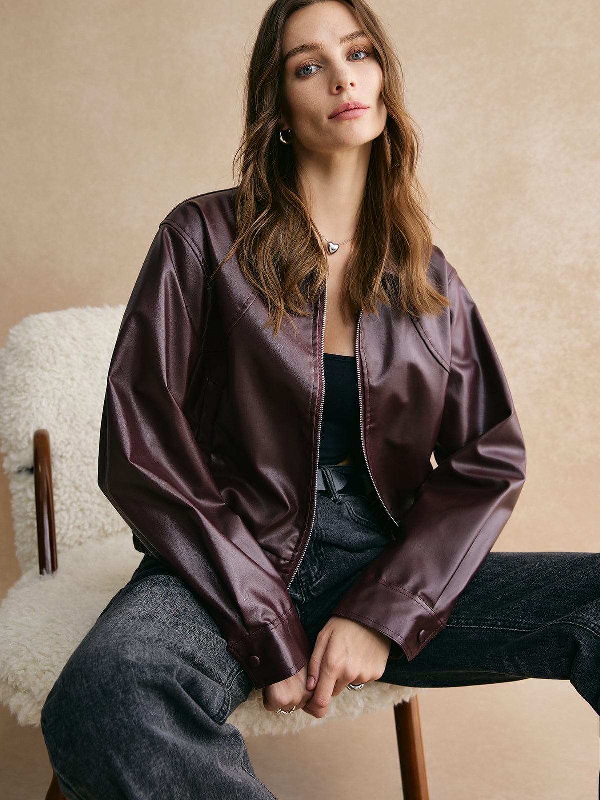 Blouson Cuir Court Femme Élégant et Tendance - BerlinGlamour