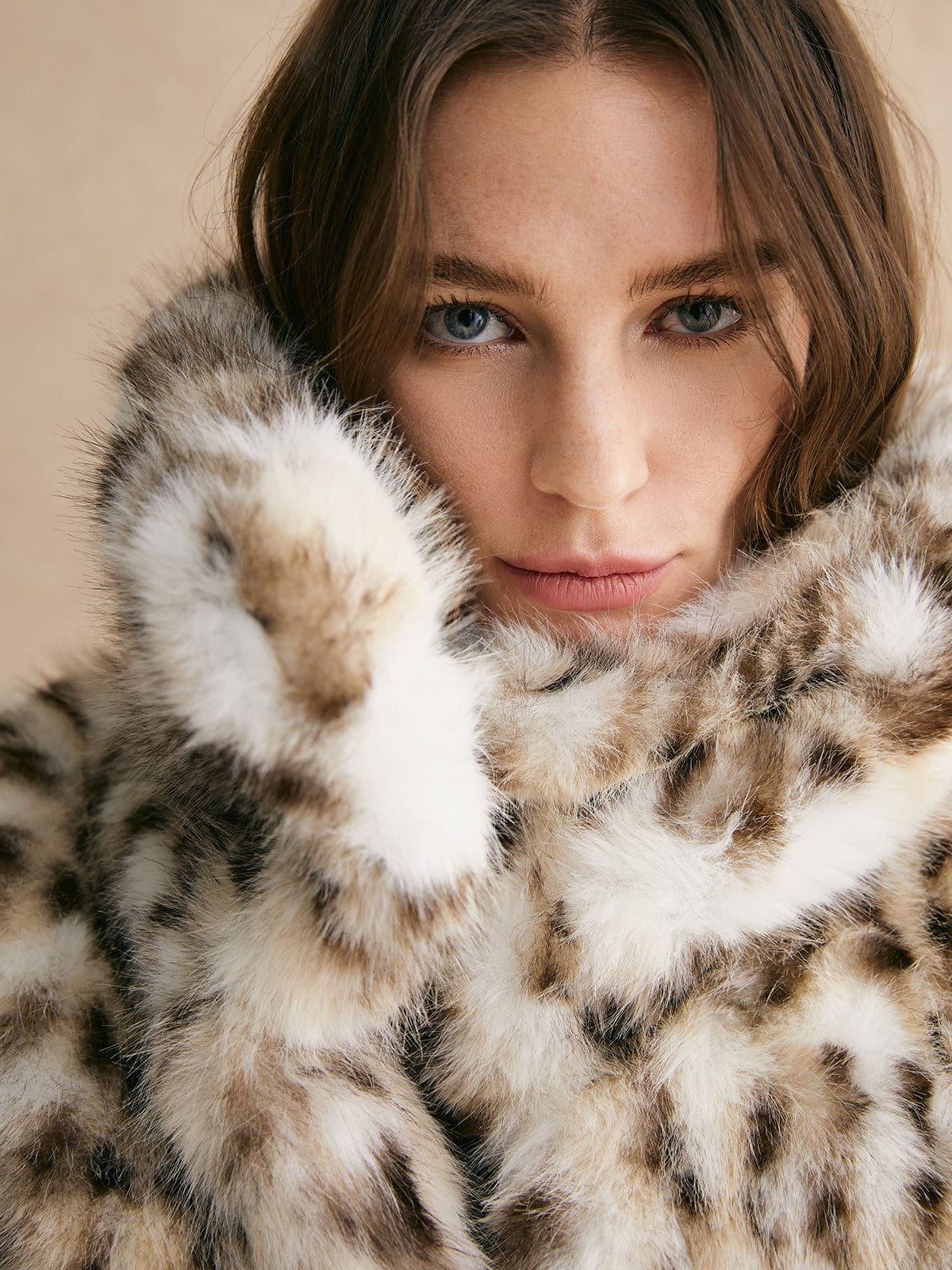 Blouson en Fausse Fourrure Leopard Chic et Élégant