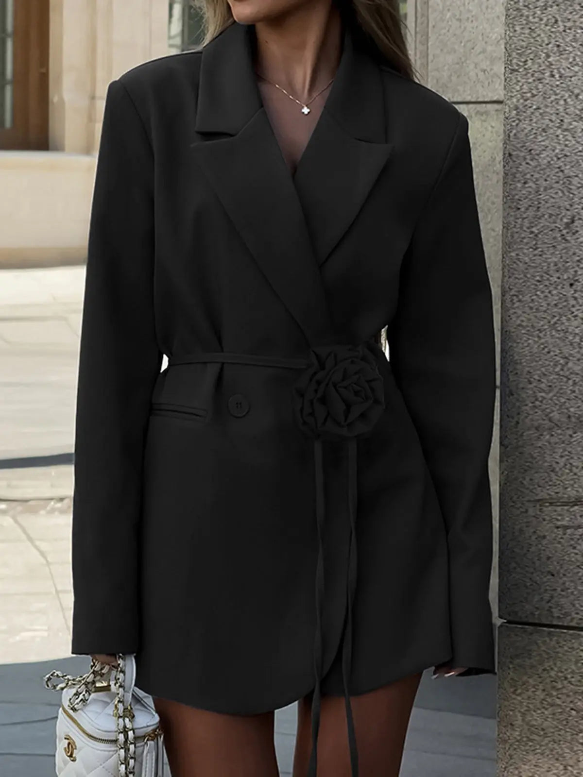 Blazer Élégant Femme Ceinture Taille avec Fleur - BerlinGlamour