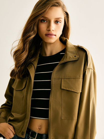 Veste denim court femme décontractée et tendance
