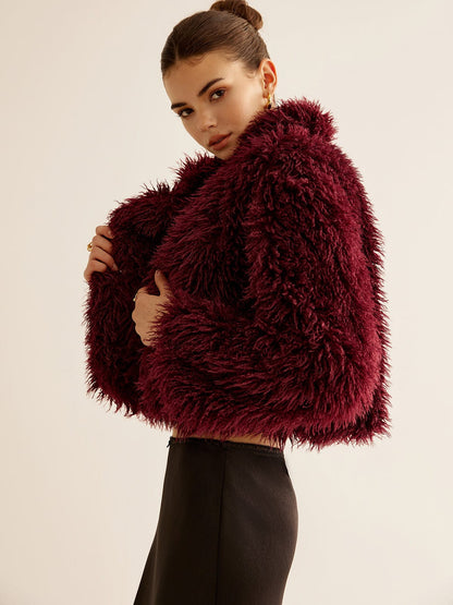 Manteau en Fausse Fourrure Rouge Bourgogne Courte Taille - BerlinGlamour