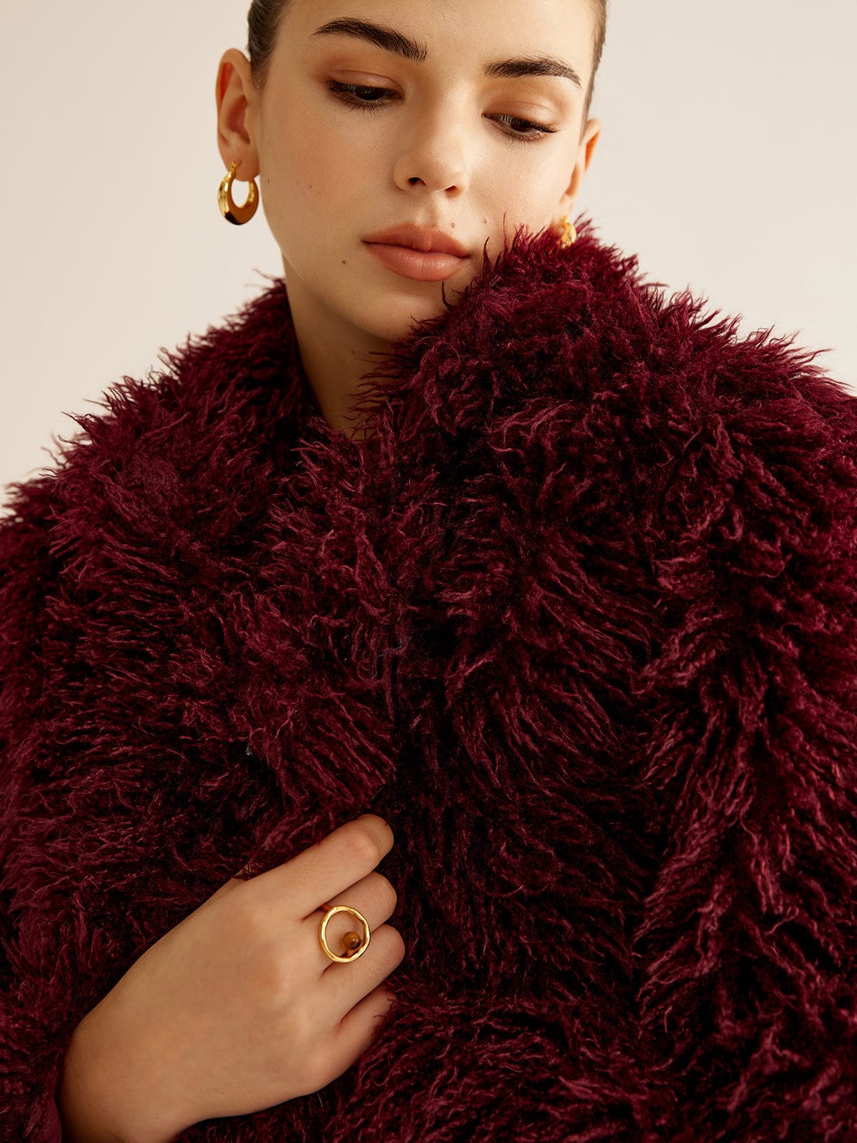 Manteau en Fausse Fourrure Rouge Bourgogne Courte Taille