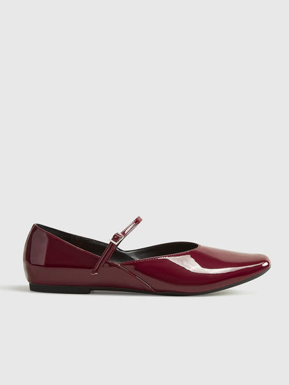 Ballerines en Cuir Bordeaux Élégantes et Féminines