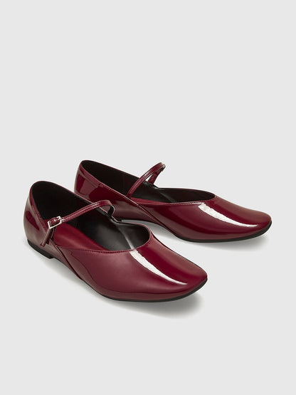 Ballerines en Cuir Bordeaux Élégantes et Féminines