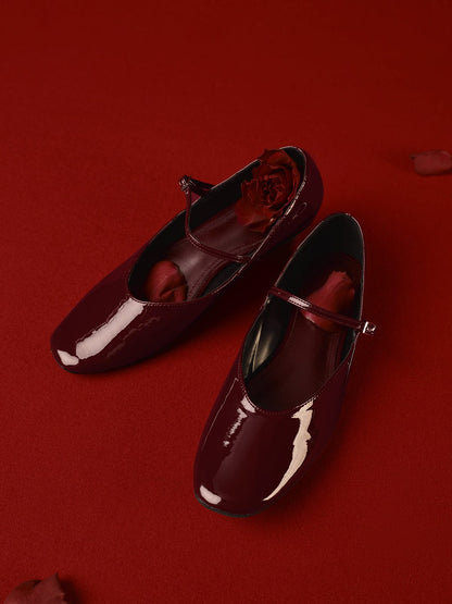 Ballerines en Cuir Bordeaux Élégantes et Féminines - BerlinGlamour