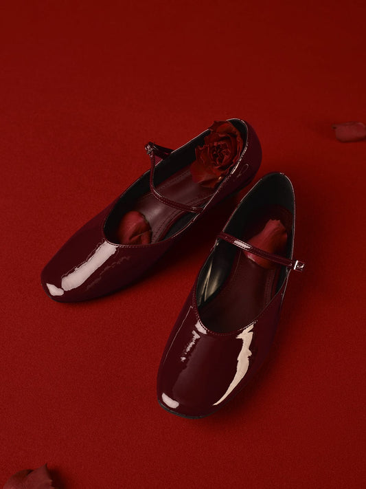 Ballerines en Cuir Bordeaux Élégantes et Féminines - BerlinGlamour