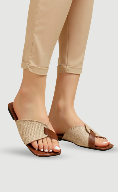 Sandales Beige en Cuir avec Détails Luxe