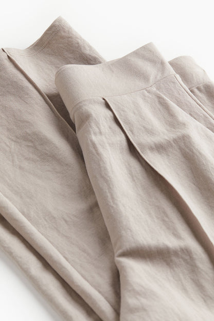 Pantalon Femme Évasé avec Plis sur le Devant