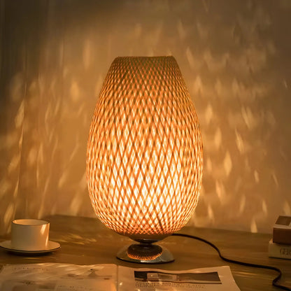 BambooGlow™ – Applique Murale Rattan Tissé Éclairage Doux Bohème