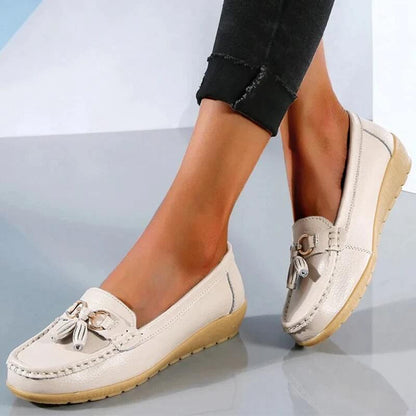 Mocassines Cuir Marine pour Femme avec Décoration Élégante
