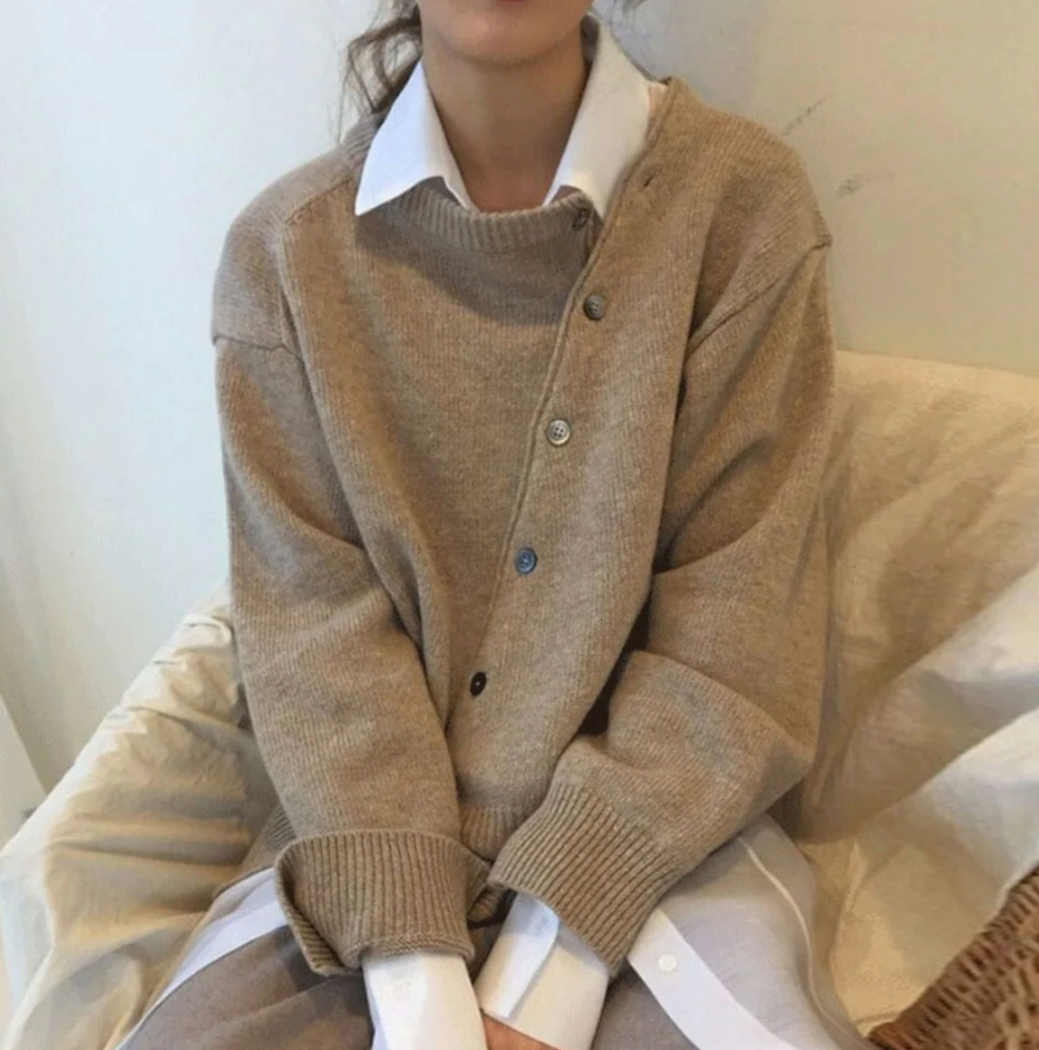 Pull Femme Col V Chic Blanc Pur - PanierRoyale