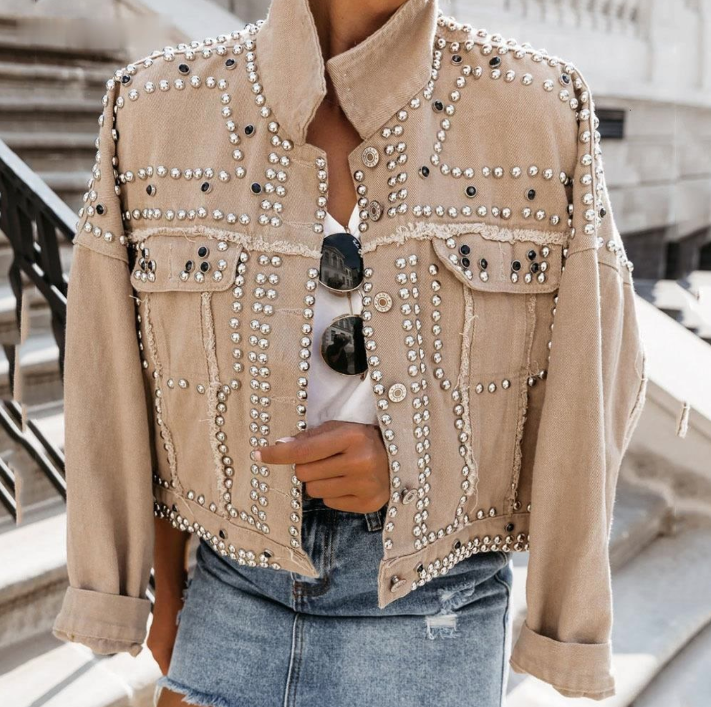 Veste femme courte décontractée avec rivets tendance