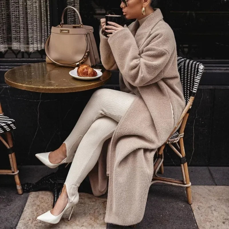 Manteau Long Femme Aspect Laine Coupe Droite Classique
