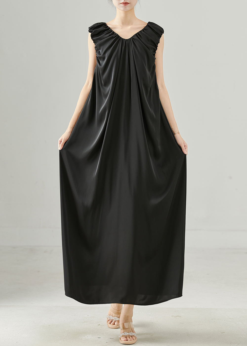 Luxe Robes longues en soie noir pour femmes - EasyApparels