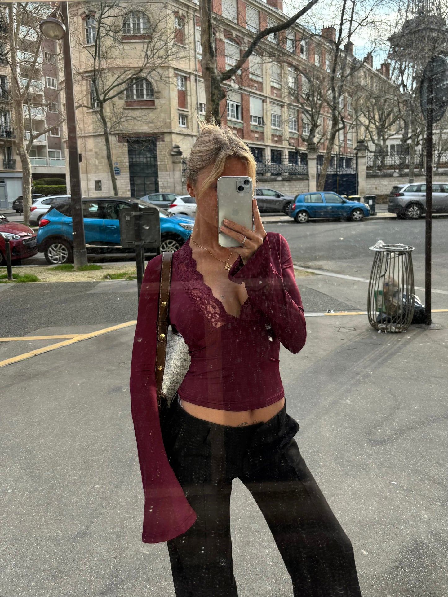Top Femme Dentelle Col V Profond Manches Longues