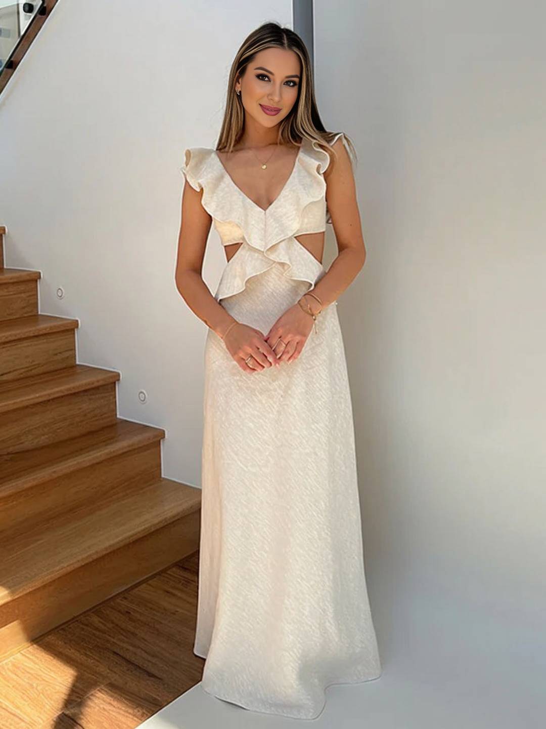 Robe Estivale Femme Décolletée avec Volants et Dentelle - PanierRoyale